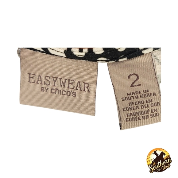 CHICO'S - Large Black and White Patterned Top - Picture 4 of 6